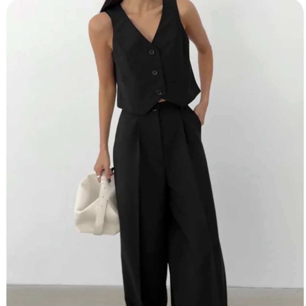 Vest With Pants